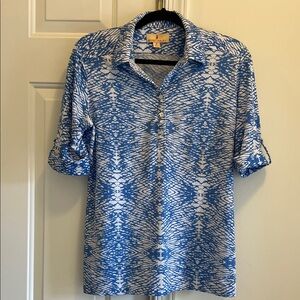 Sport Haley Blue and White Patterned woman’s size M in blue and white